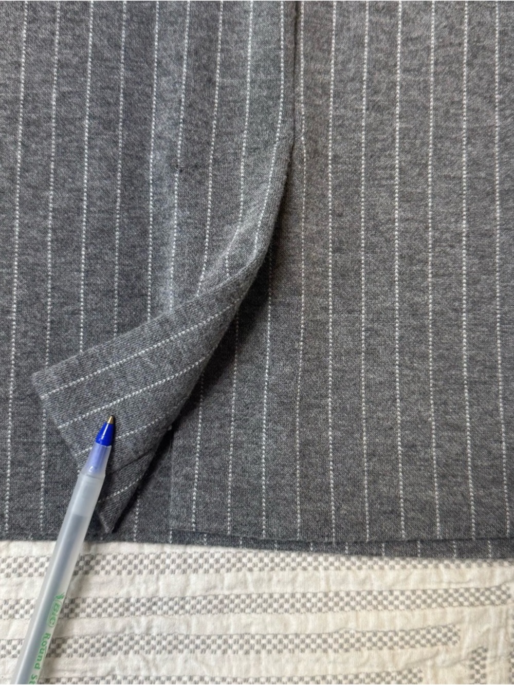 Banana Republic Grey Pinstripe Sheath Dress – Size 6 - Picture 6 of 11